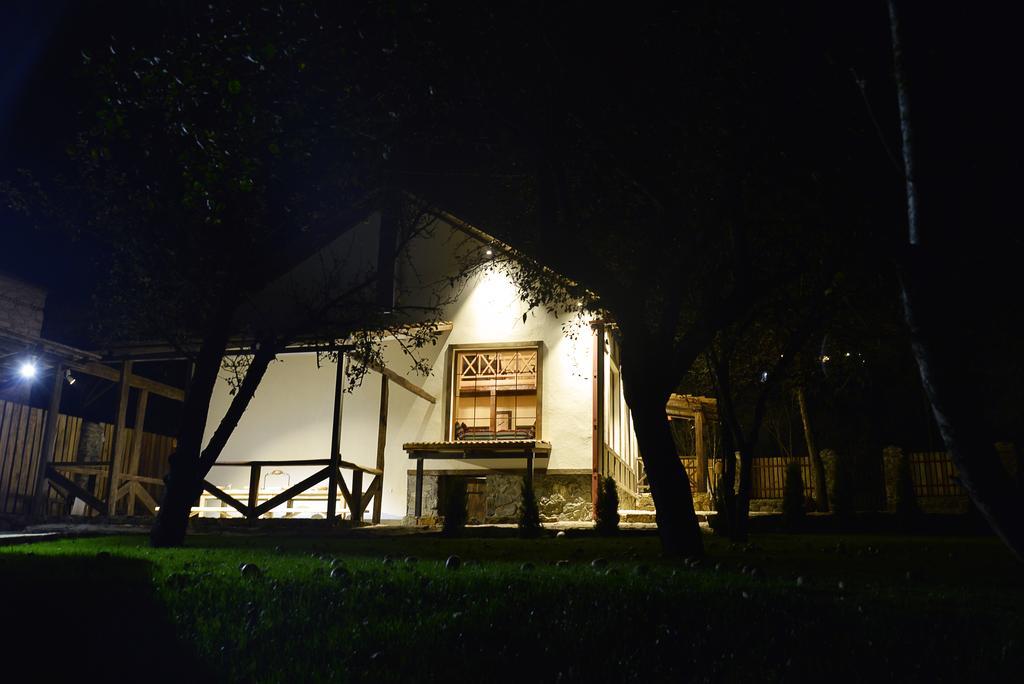 Villa Jrhogher Dilijan Quarto foto