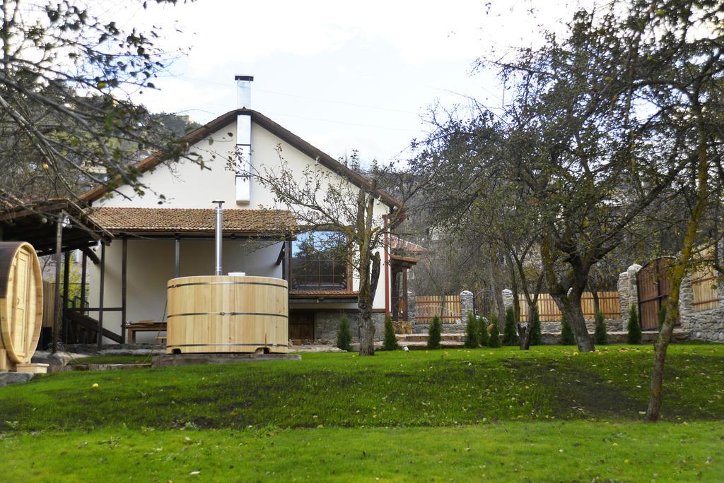 Villa Jrhogher Dilijan Exterior foto
